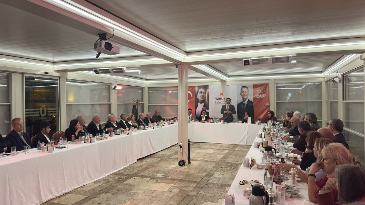 Muhtarlarımızla Birlikteyiz, Gururluyuz

Tüm muhtarlarımızın Muhtarlar Günü’nü yürekten kutluyor, emekleri ve özverileri için teşekkür ediyoruz.

Birlikte daha güçlü, daha demokratik, daha yaşanabilir bir Üsküdar için el ele!