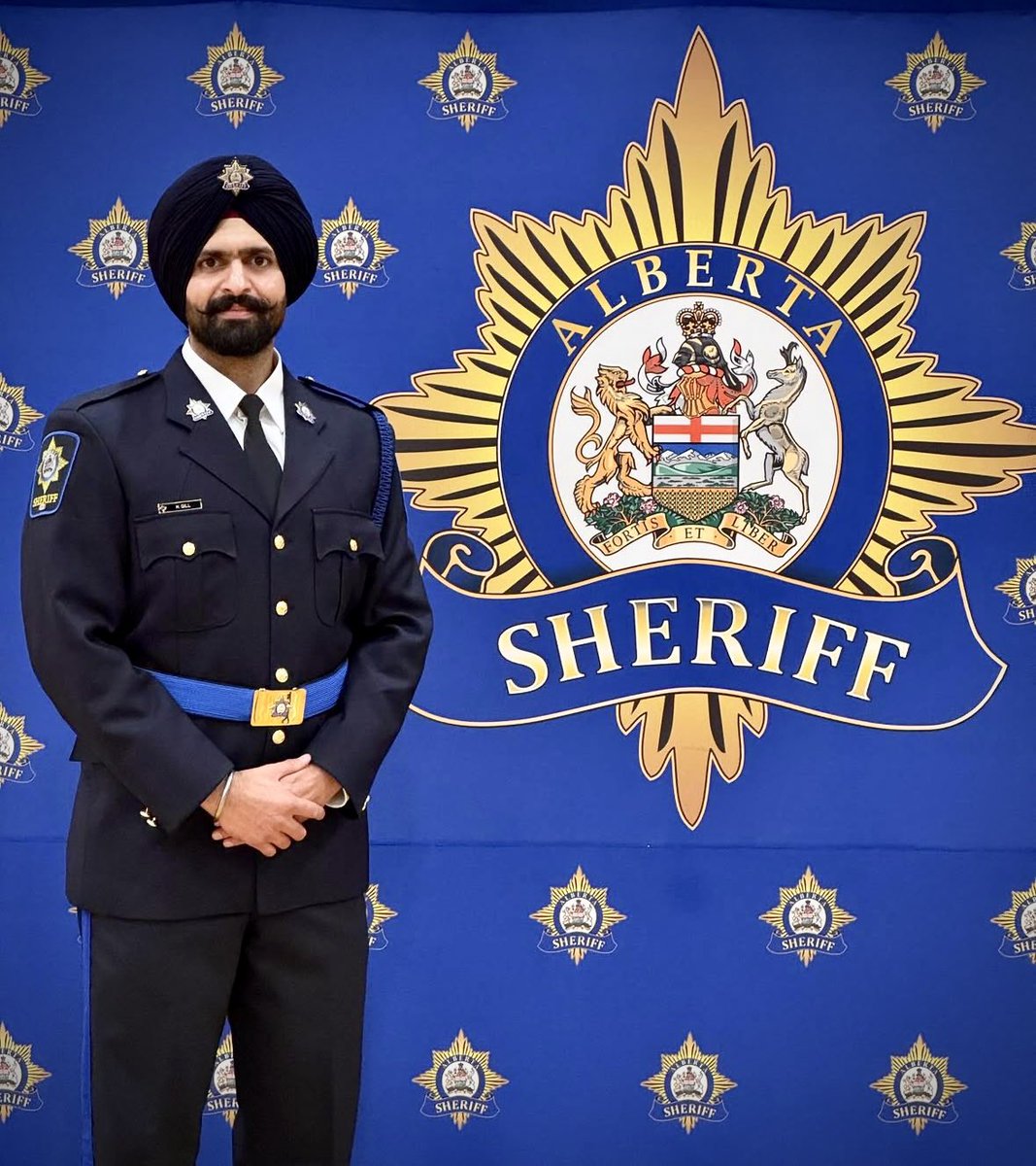 CelticAshes's tweet image. Alberta’s newest Indian sheriff posing in his uniform pushing Sikh integration into Canadian law enforcement. 🇨🇦