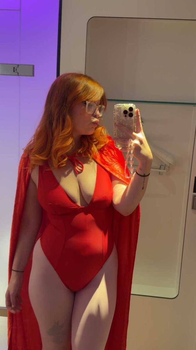 zoe_goddes3806's tweet image. Your favourite superhero