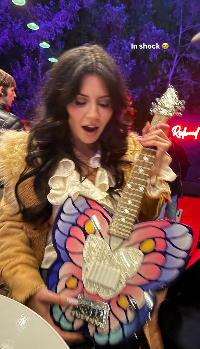 MARINA archive (@diamandisfiles) on Twitter photo 