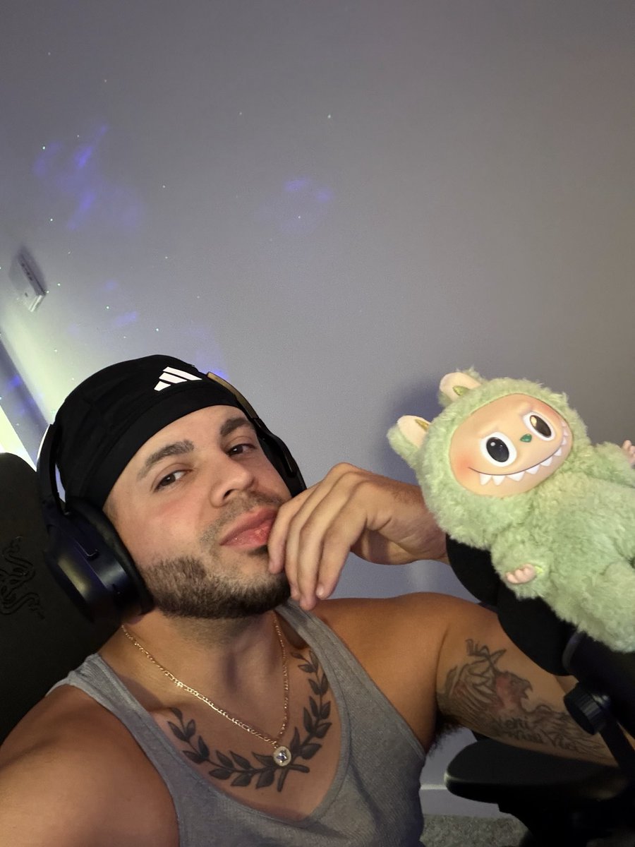 Gaming homies? Twitch.tv/KillaGreg860 💪