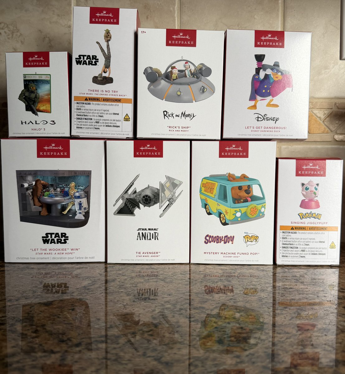 Picked up some new Ornaments from Hallmark! Did you pick up any new ones?
.
#Hallmark #Ornament #Ornaments #Funko #FunkoPop #StarWars #Halo #Pokemon #RickandMorty #Collectibles #Disney #DisTrackers