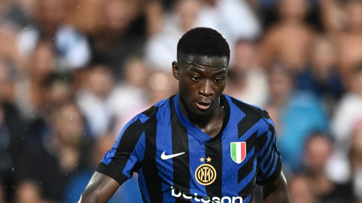 Vittoria preziosissima per l'#InterU23, che batte l'#AlcioneMilano per 2-1 grazie alla doppietta di #LaGumina.  

I nerazzurri raggiungono così l'#UnionBrescia al terzo posto in classifica.  

Menzione d'onore per #Kamatè: quando alza i giri del motore, non ce n'è per nessuno.