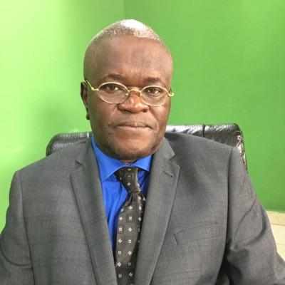 MbamuPatrick's tweet image. #jcVuemba n’est qu&apos;un sous-traitant de son Patron qui vacille dans la nature et lui envoie lancer des balivernes contre FAYULU
Bientôt,1autre sous-traitant Diongo sortira de sa cage pour la même mission.
L’histoire retiendra qui a servi la Nation,et qui a servi son Patron.