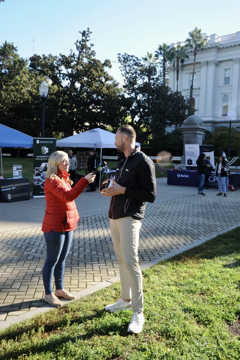 AviveSolutions's tweet image. Yesterday, in partnership with Capital City CPR, we delivered 12 continuous hours of free CPR and AED training, reaching nearly 300 participants. Avive provided 25 AEDs, ensuring that every participant had hands-on experience with real devices during training.