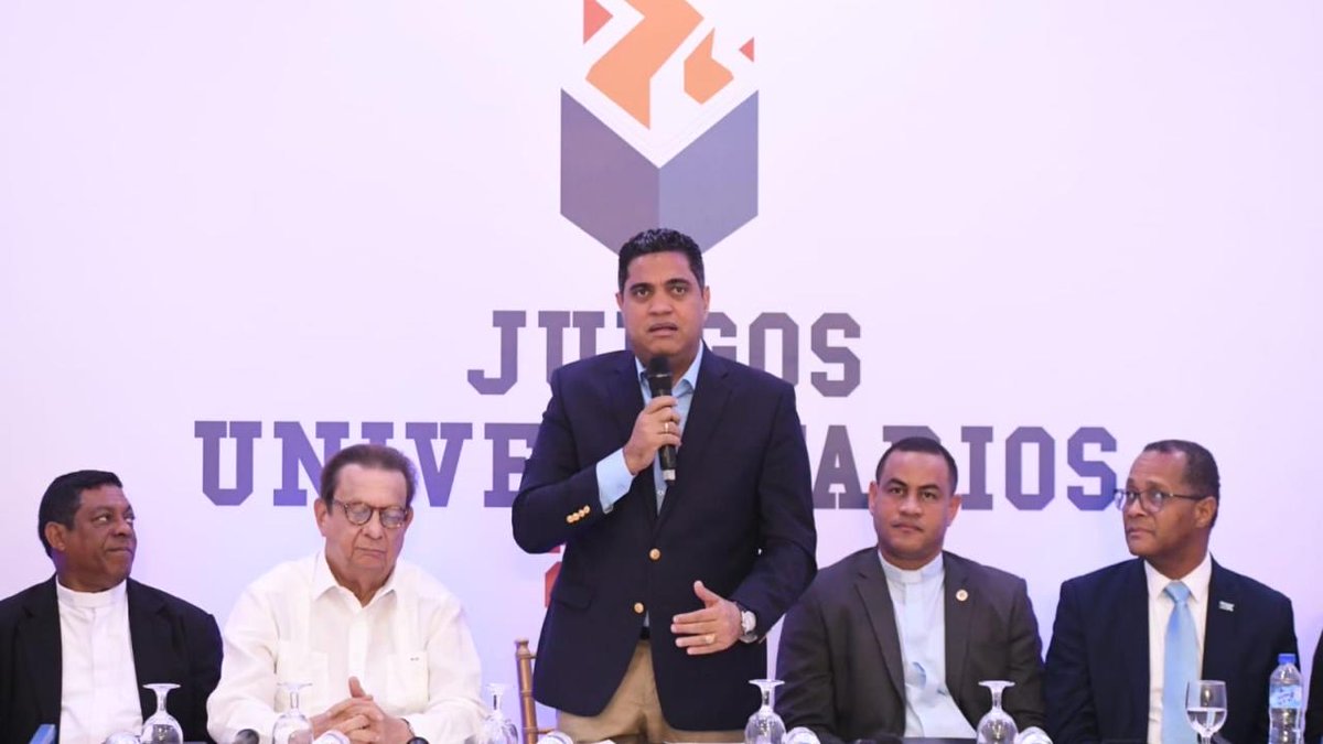 natera_ingrid's tweet photo. Nunca se había visto tanta participación universitaria en un evento deportivo nacional. Felicidades Kelvin Cruz. #JuegosUniversitarios2025 #MinisterioDeDeportes https://t.co/AJMhNiAr4i