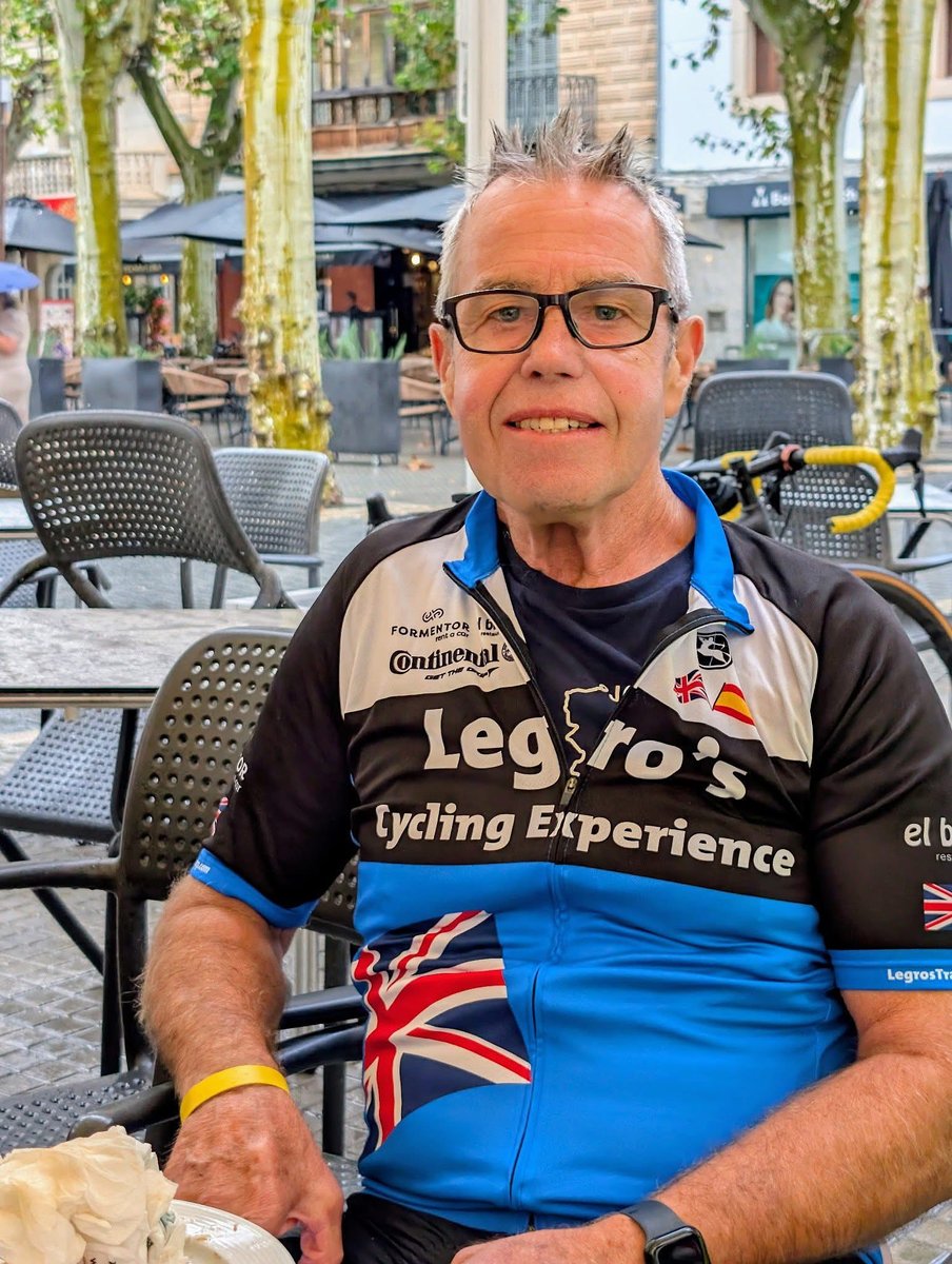 LEGRO's tweet photo. Helmet hair #legroscyclingexperince #mallorca #secrettraining https://t.co/qK7CWuwjUp