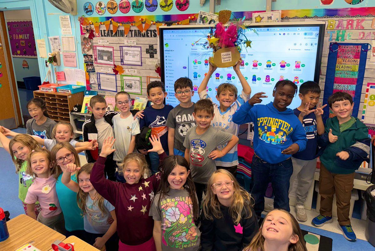 Golden Spatula winners, yay! 🧽🥇🍽️✨
<a href="/OSchool4/">School 4</a> <a href="/OSchoolsPR/">Oceanside School District #OSD_NY</a>