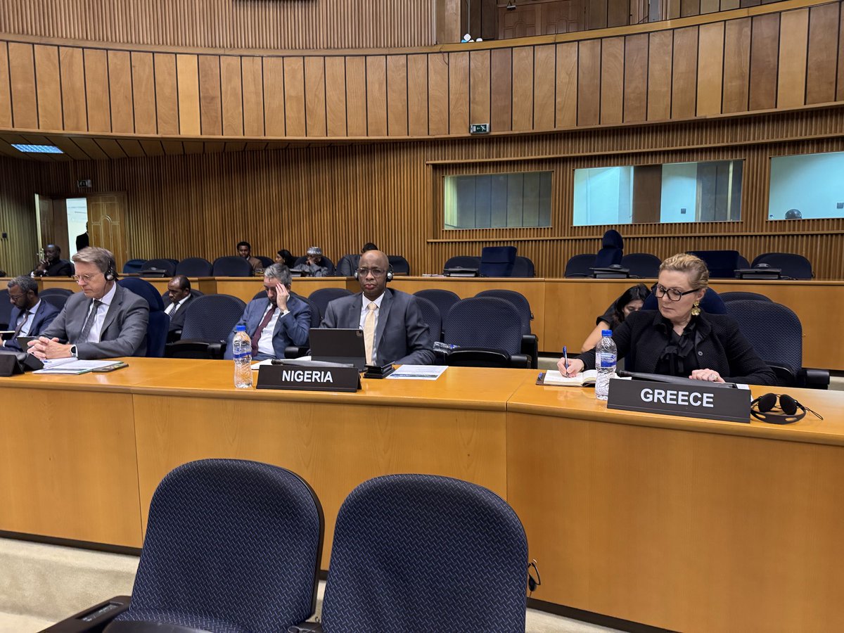AUC_PAPS's tweet photo. The 19th Annual Joint Consultative Meeting between the Peace and Security Council of the African Union (#AUPSC) and the United Nations Security Council (#UNSC) was held today, 17 October 2025, at the AU Headquarters. 

Members of the two Councils discussed a range of security and conflict-related issues, including: 1) Reaffirming their commitment to strengthening cooperation and advancing lasting peace, security, and stability on the continent, 2) strengthening AU peace support operations, particularly @aussom_, 3) the Sahel and Lake Chad Basin regions as well as maritime security, 4) the situation in the Horn of Africa, particularly the situations in Sudan and South Sudan, and 5) the situation in the Eastern Democratic Republic of Congo.

They also observed a minute of silence in honour of the late Rt. Hon. Raila Amolo Odinga, former Prime Minister of the Republic of Kenya.