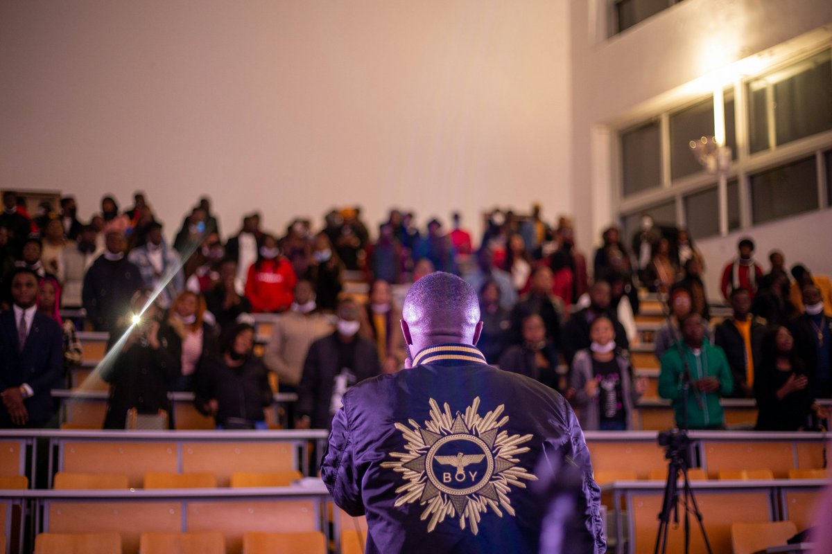 The Commitment of the #PublicIntellectual in Crisis by <a href="/IssaShivji/">Issa Shivji</a>
 pambazuka.org/Public-Intelle…