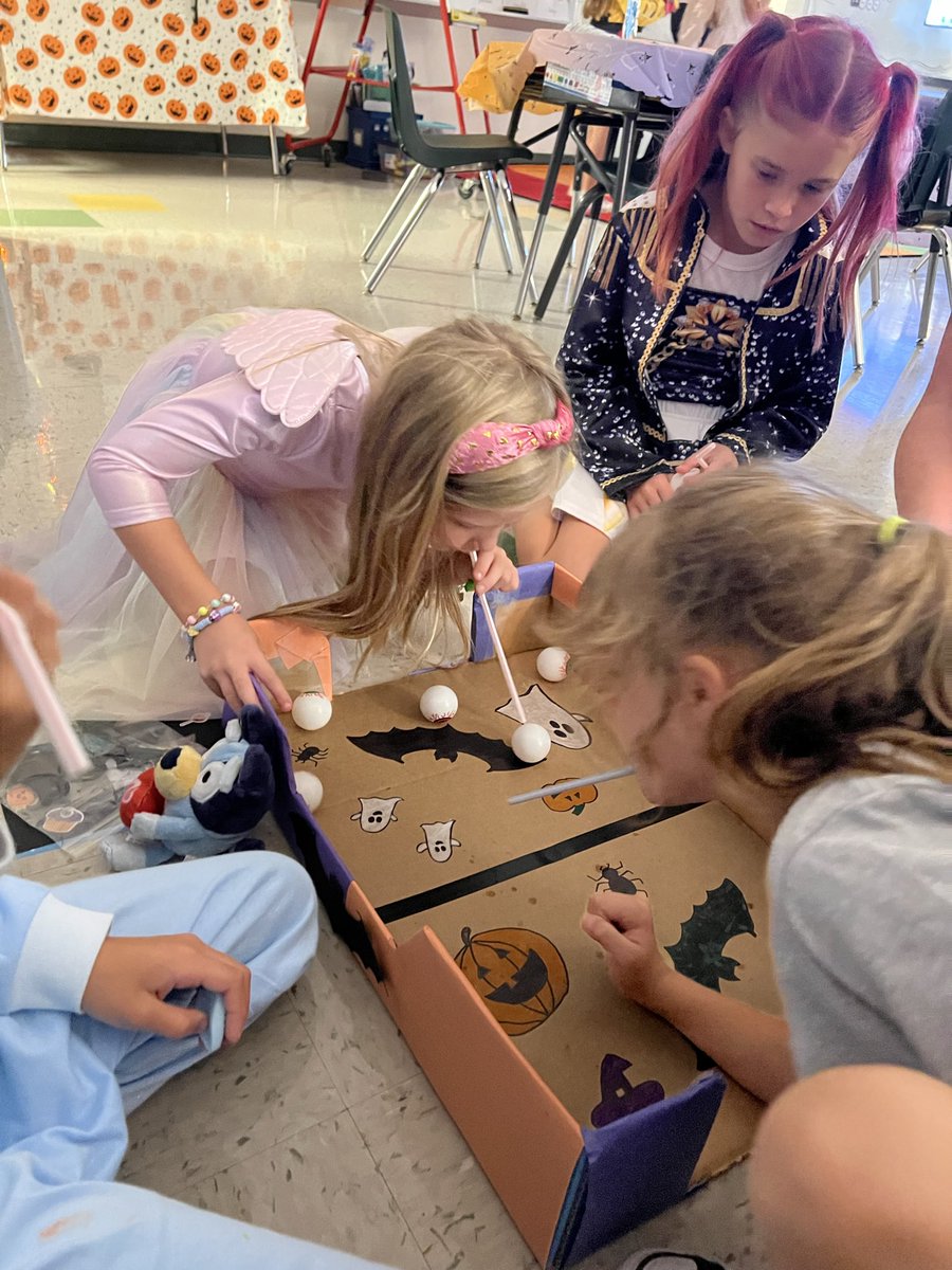 Mrs. Smith tweet media