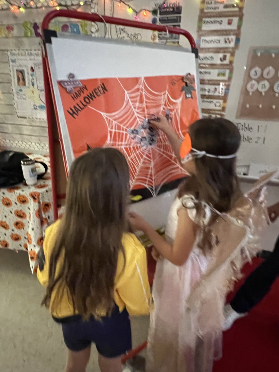 Mrs. Smith tweet media