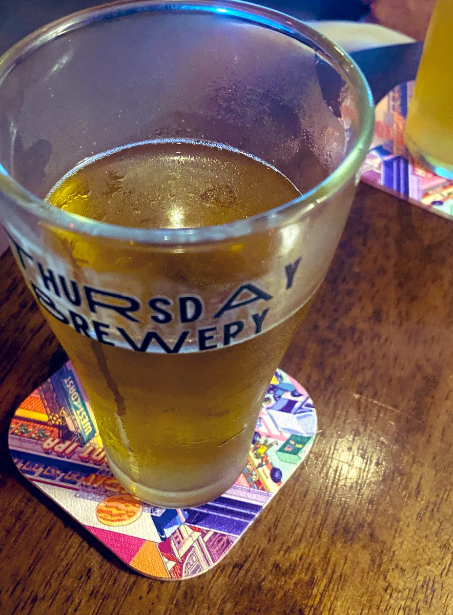 gidemesomewhere's tweet photo. friday night is real. https://t.co/kjeH5szmMw