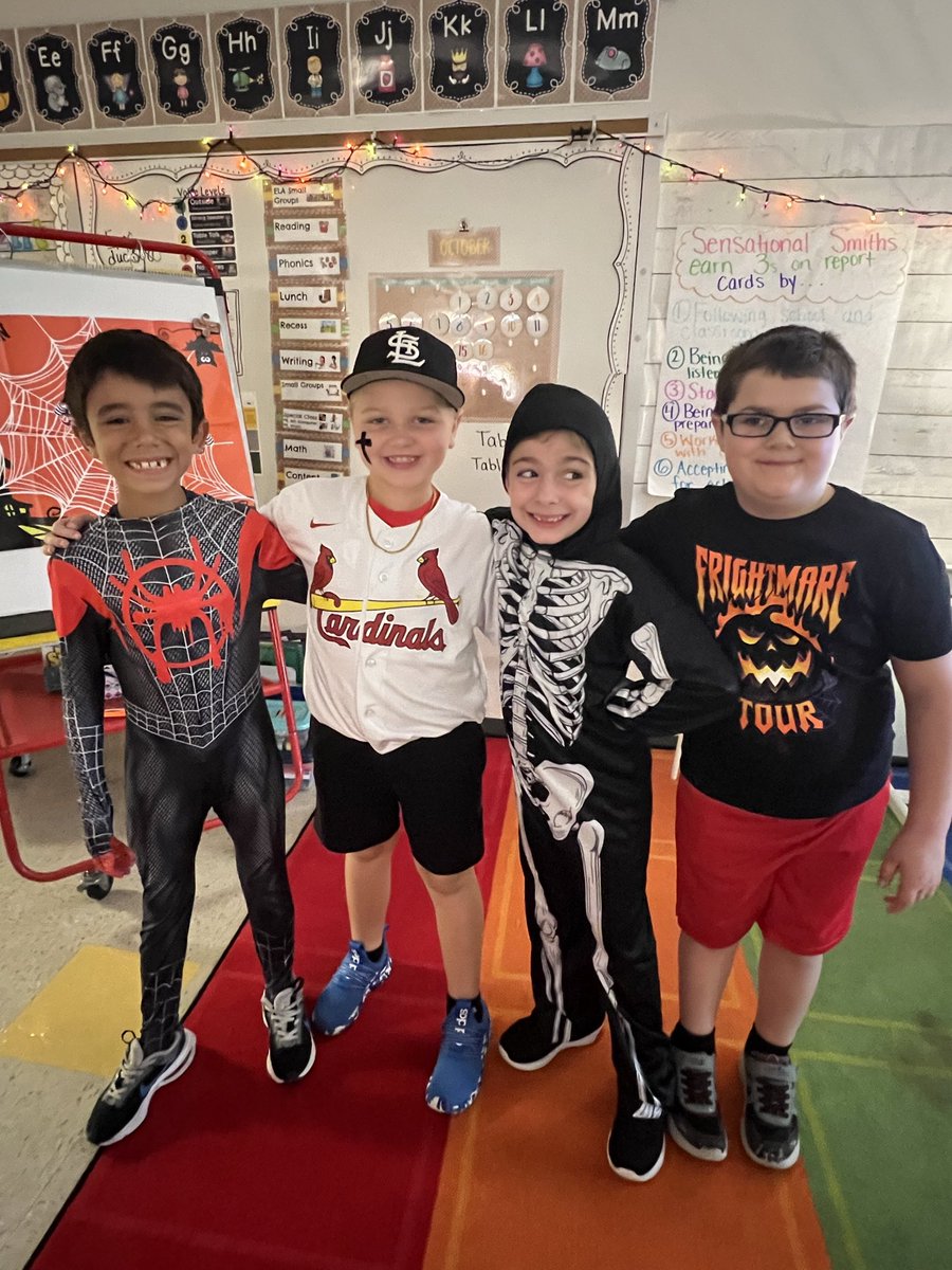 Mrs. Smith tweet media