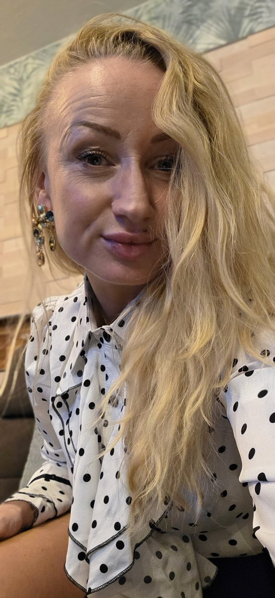 Mein Account <a href="/MartaMH13/">Soul of a woman✝️🖤❤🦋🔥❣️Gottes Kind</a> ist weiterhin gesperrt.  Mehrmaligen Widersprüche,  Email an X funktionieren nicht. Es gibt in Deutschland keine Stelle wo ein Anwalt einen außergerichtlichen Antrag stellen kann um die Mandanten zu verteidigen. 
Alles Scheindemokratie.