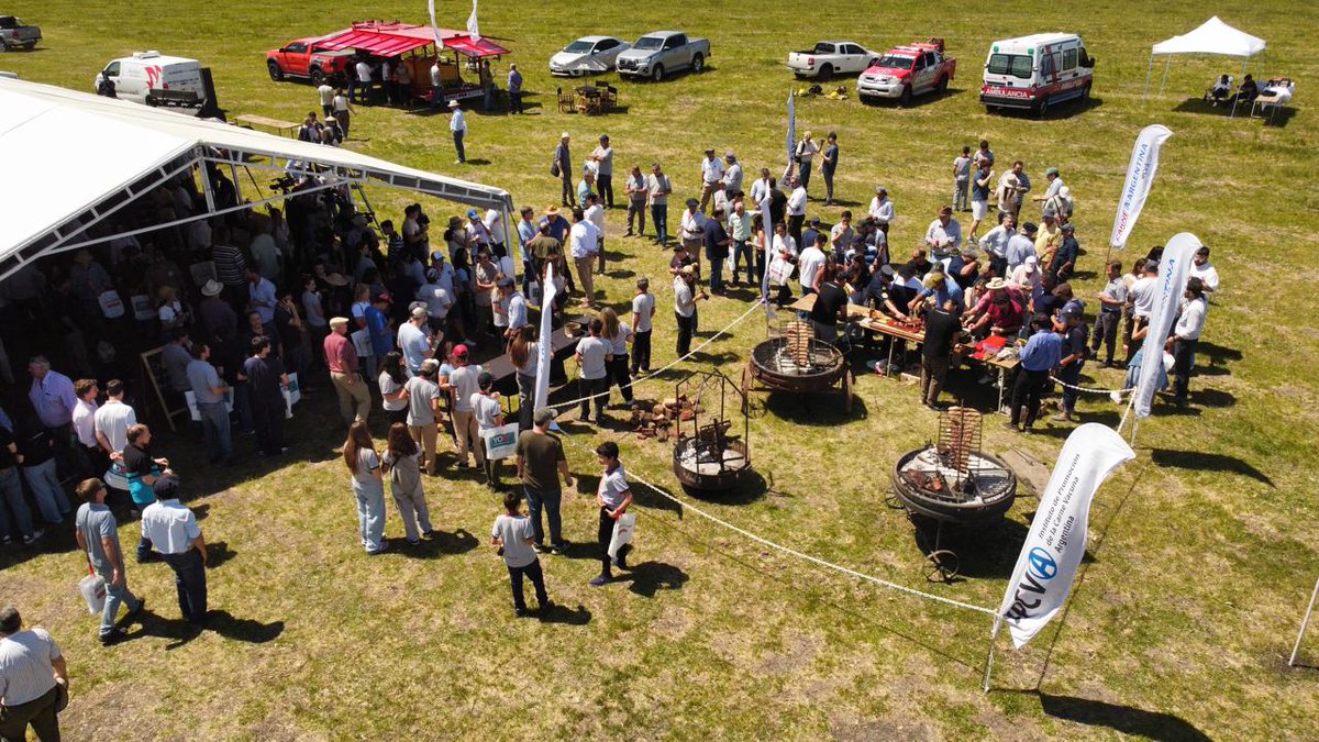 Más de 400 productores participaron de una nueva Jornada a Campo del IPCVA en Entre Ríos 🥩🇦🇷
Se llevó a cabo el 16 de octubre en el Establecimiento La Lucrecia en San Salvador, bajo el slogan “Nuevas tecnologías para la ganadería mesopotámica”.
Leé más ➡️ipcva.com.ar/novedades/mas-…