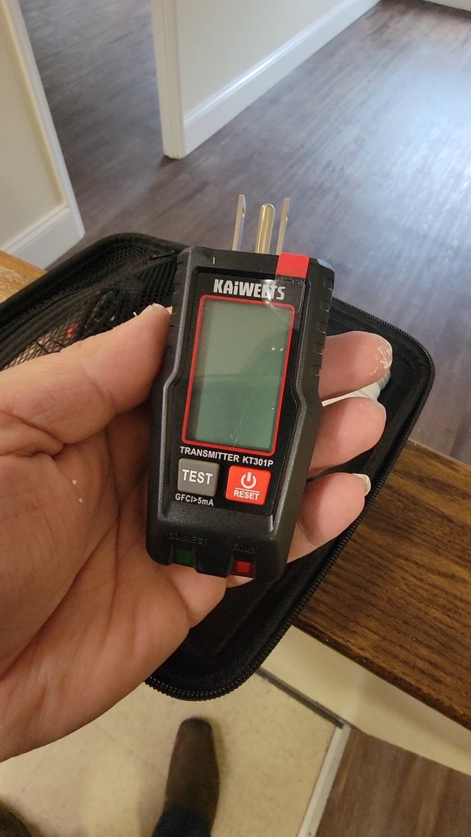 backwoodsdiy's tweet image. I&apos;ve been testing out this new KAIWEETS Circuit Breaker finder kit . Check out the videos,  I&apos;ll let you know how it holds up compared to other brands #Kaiweets #Kakweetstools #circuitbreakerfinder #kt301p #tools #diy #maintenance #handyman #contractor #electrical #electrician