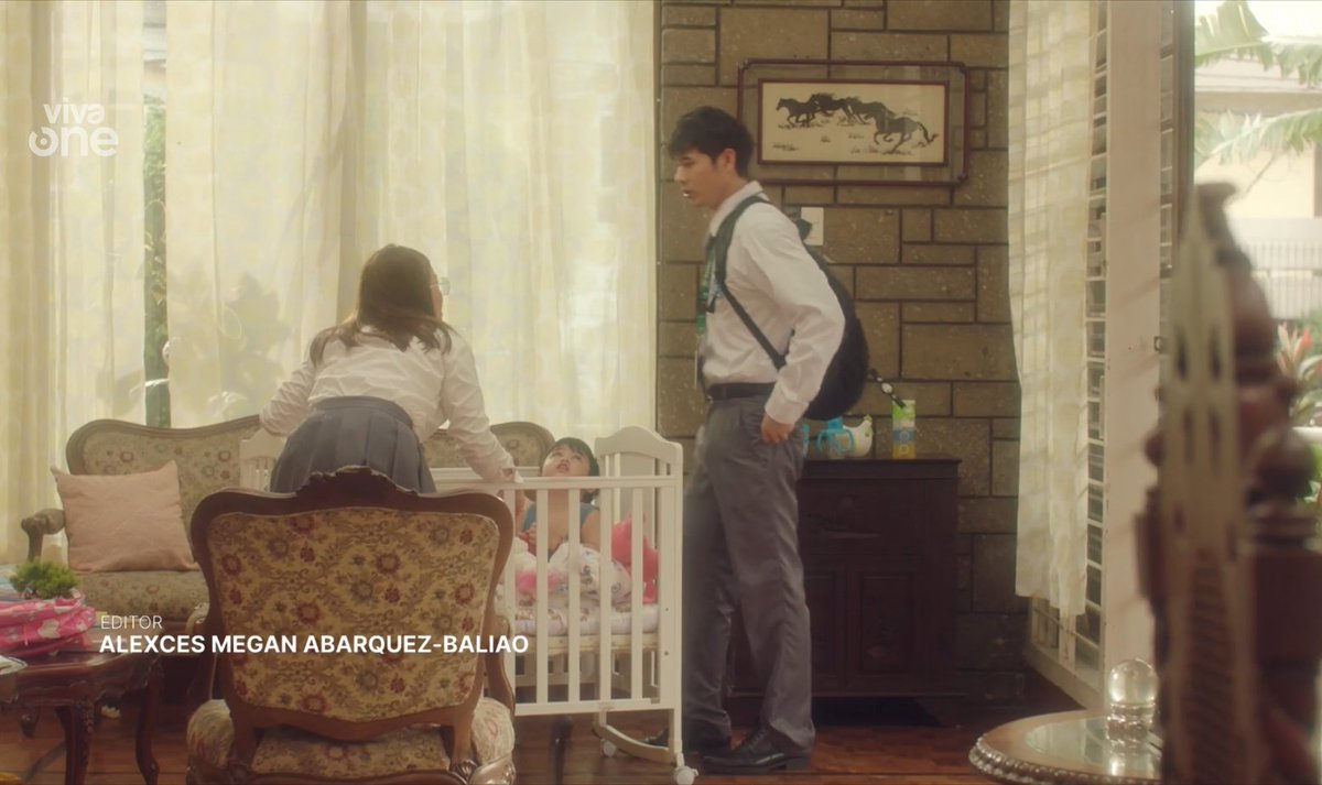 scalemodelnivia's tweet photo. i just realized — the prologue scenes are very cold toned while highschool scenes are shown to be very bright. this means a whole lot as we see the emotions of the narrator which is Via; making her an effective narrator on how she feels in every scene

#GoldenSceneryOfTomorrow https://t.co/b12c1LcdWf