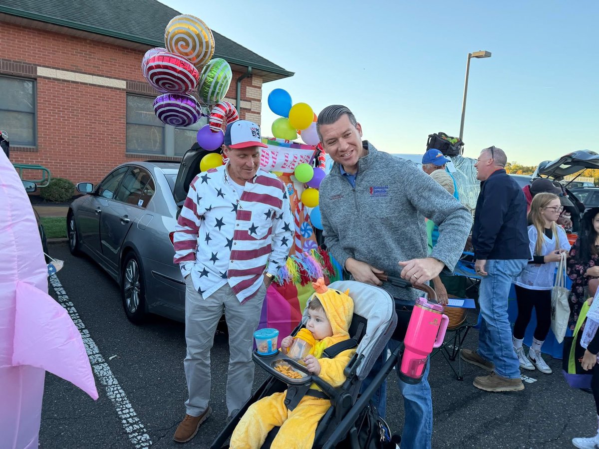 Team Mike and Brandon tweet media