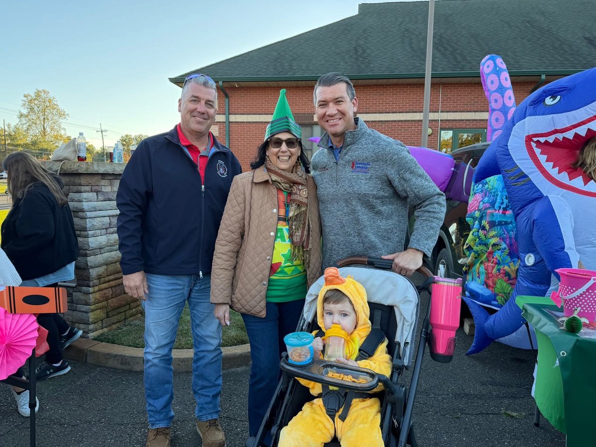 Team Mike and Brandon tweet media