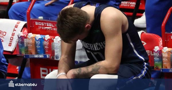 Ella me pregunto si quería volver al pasado o ir al futuro. Mi respuesta fue fácil, el pasado le dije, ahi estaba Luka en Dallas y era feliz 😪