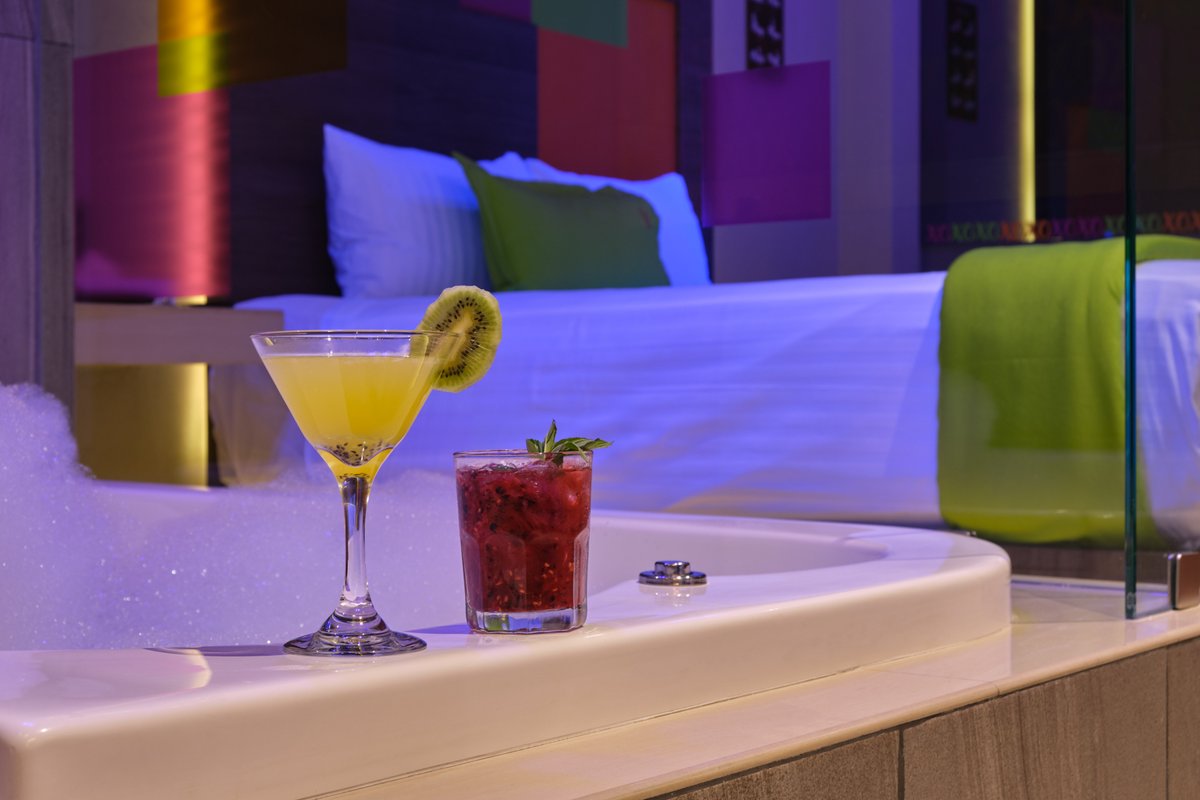xohotelmx's tweet image. No esperes el momento perfecto, toma el momento... y hazlo perfecto 😍😍😍
xohotel.com.mx