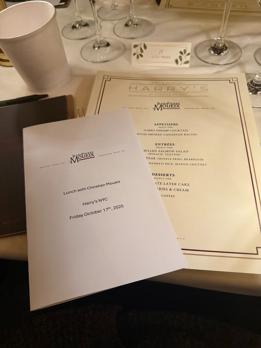 Our GM, JT, joined Christian Moueix, visionary behind Château La Fleur-Pétrus in Bordeaux and Dominus Estate in Napa, at the legendary Harry's for lunch. There are few names in the world of wine which guarantee quality. Christian Moueix is one of those names.