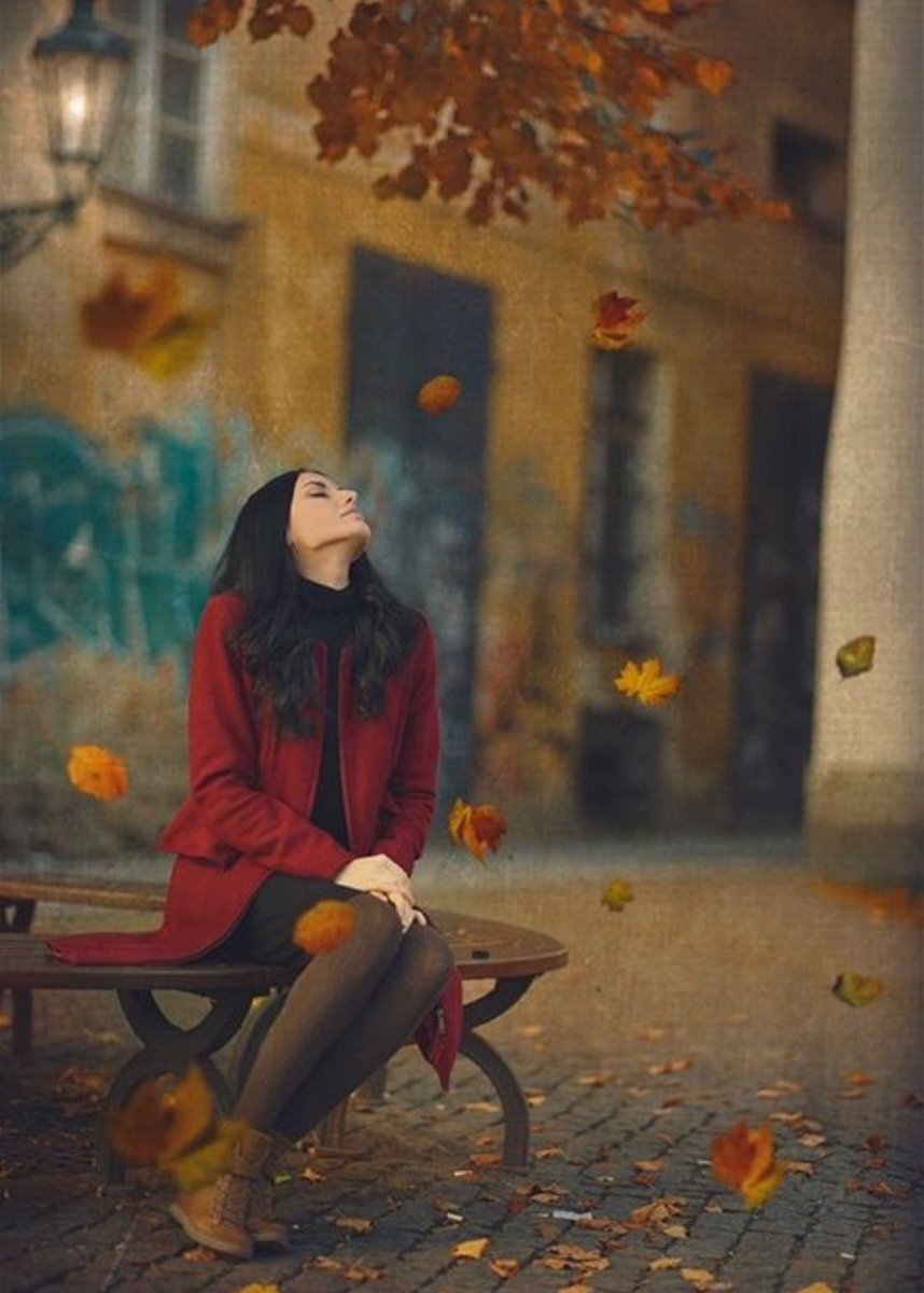 Quando non ti ameranno
più,
lo saprai,
anche se non te 
lo dicono.
Lo sentirai dal profondo
dell'anima,
perché |'indifferenza
non passa mai inosservata

✒️. Julio Cortazar