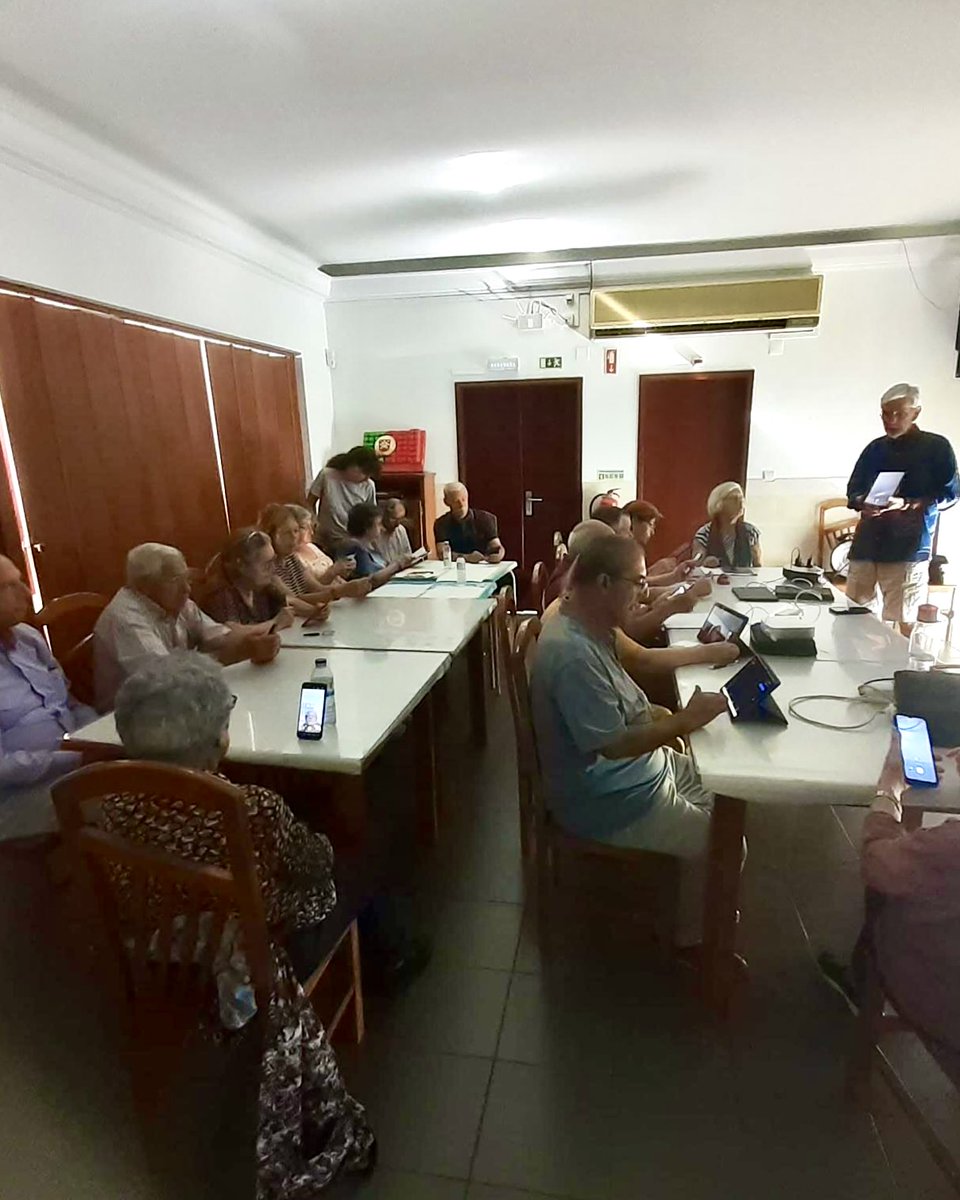 ratoadcc's tweet image. 📸
🇵🇹 A #parceria com a AURPIM está ativa! Mais imagens das nossas oficinas de Informática.

Esta atividade é realizada no âmbito do &quot;Retirar das Margens, Intervir no Social&quot; da @CMSeixal no âmbito do Portugal2030.

#SempreAAprender
. . .
🇬🇧 Informatics #workshop for seniors