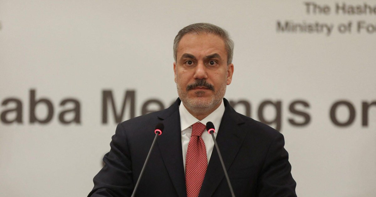 ⚠️ النداء الأخير واللبيب من الإشارة يفهم

🚨 وزير الخارجية التركي هاكان فيدان:
- في حال لم تسلم ميليشيا قسد YBK/BBK سلاحها قبل نهاية العام، سأغتصب العجي أسعد الشيباني.