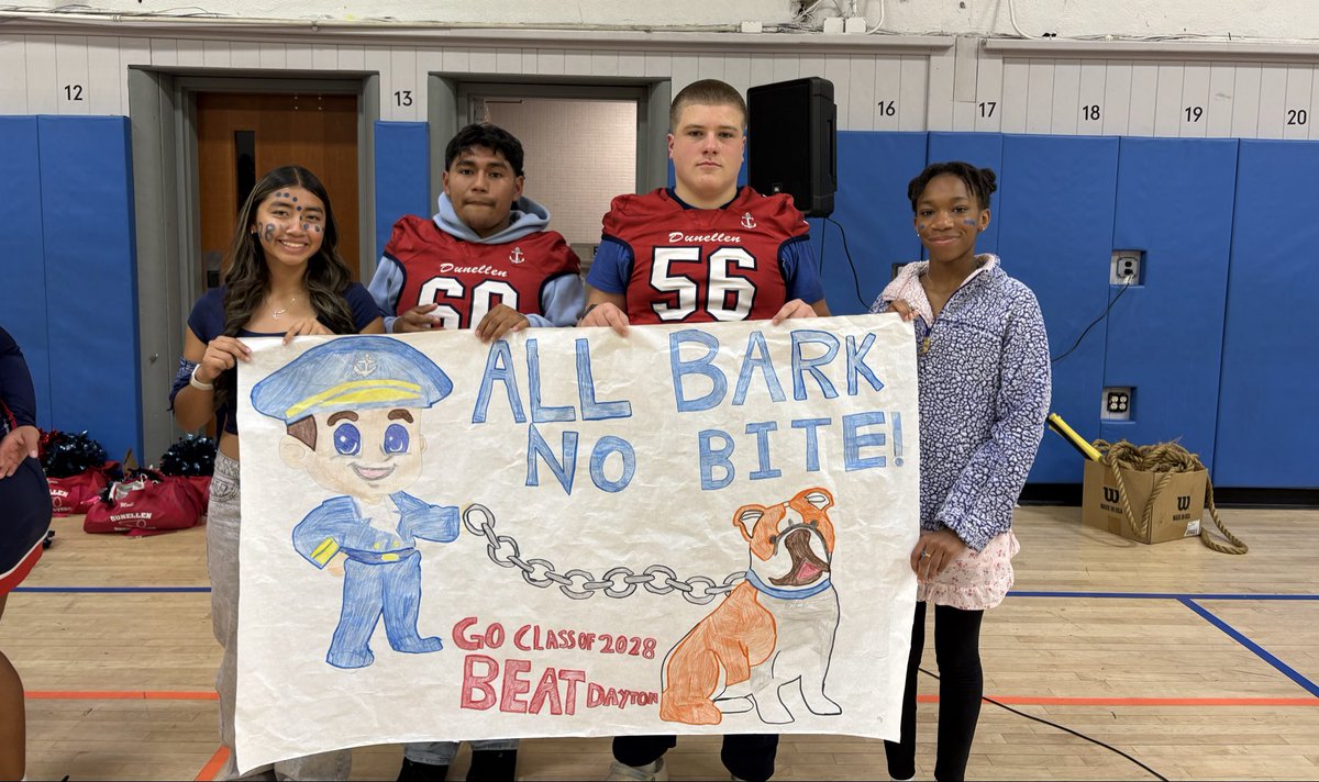 DunellenHS's tweet image. Thank you to the Class officers for organizing their grades for the Banner Competition at the Pep Rally. They all looked great!! ⚓️⚓️