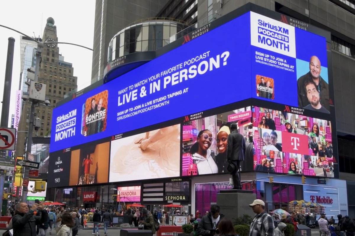 The Bonfire boys made it to Times Square! <a href="/bigjayoakerson/">Big Jay Oakerson</a> <a href="/thebonfiresxm/">The Bonfire</a> #comedy #timessquare
