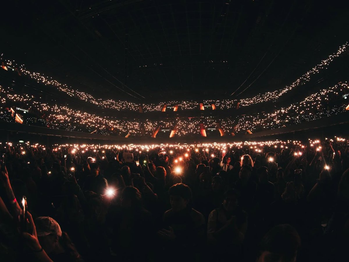 Que loco que en el 2018 fui a ver a Cazzu a Enigma en Quilmes cantando para 100 personas y hoy en día estoy por ir a verla a su 4to Movistar Arena totalmente sold out, acompañándote en cada pasó que diste y la palabra orgullo se queda corta por todo lo que siento por vos ❤️‍🩹