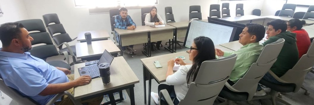 Como parte de las actividades preparativas de las #Elecciones2026 en #Coahuila,  vocales de esta Junta Distrital, capacitaron al personal de nuevo ingreso y recibieron la visita de personal de <a href="/INECoahuila/">INE Coahuila</a> para establecer acciones de coordinación en materia de Capacitación.