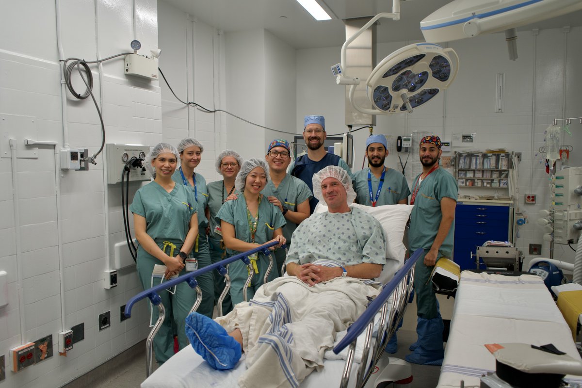 cusm_muhc's tweet image. 💚 Aujourd'hui, c’est la Journée mondiale du don d’organes
Cette année, nous mettons en lumière le don de tissus. Le don de tissus consiste à prélever la peau, les os, les cornées, les valves cardiaques et d’autres tissus chez des donneurs pour aider les patients à retrouver…