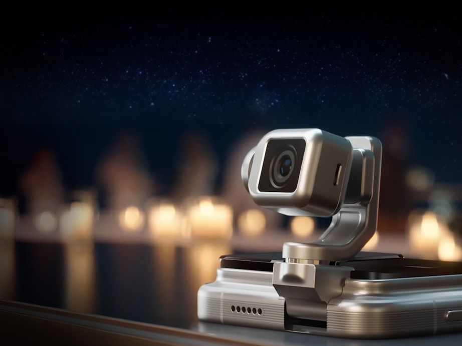 DPReview tweet media