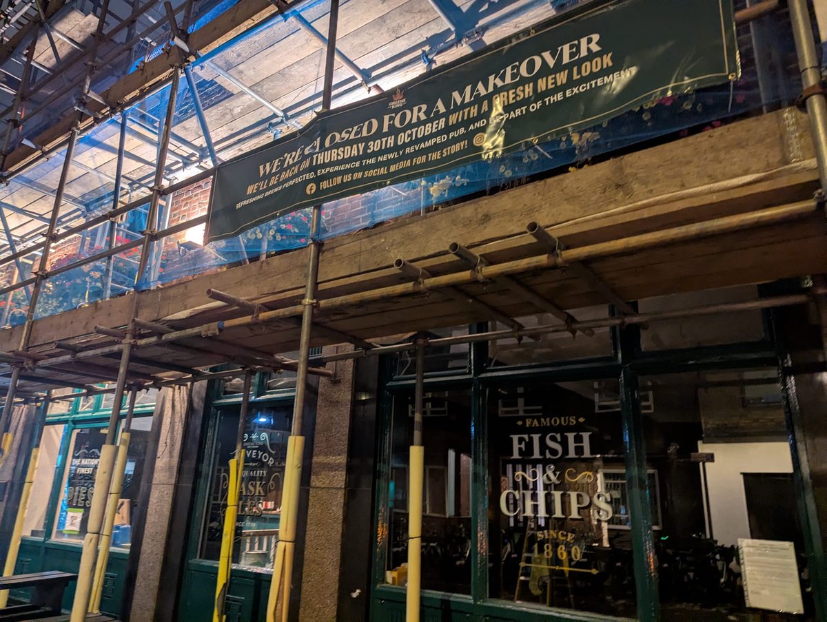 Lucas Arms in Kings Cross is closed for a makeover. #newlook #pubs #kingscross