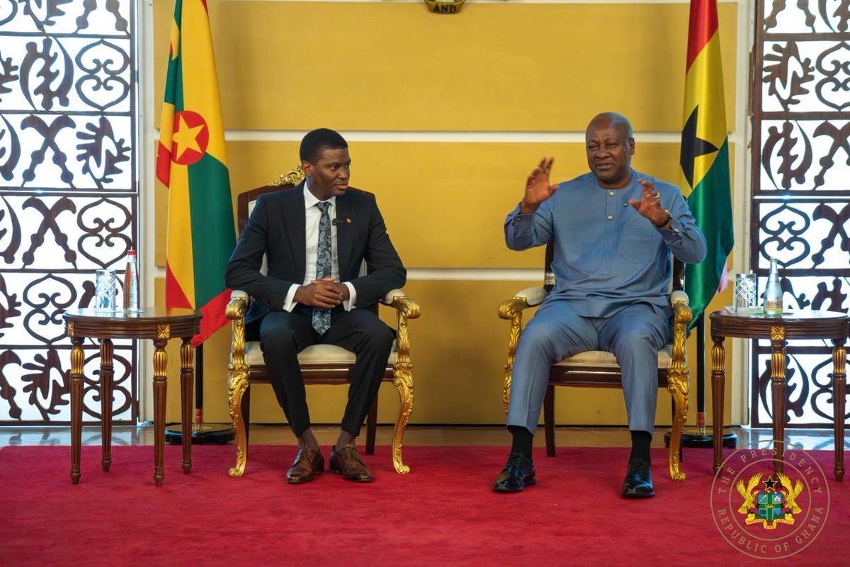 AbeikuSantana's tweet photo. 🇬🇭🤝🇬🇩 #Photos from the State Luncheon hosted by H.E. President @JDMahama John Dramani Mahama  at the Jubilee House in honour of the Prime Minister of Grenada, Hon. Dickon Amiss Thomas Mitchell.

A celebration of shared values, friendship, and renewed ties between Ghana and Grenada — strengthening South–South cooperation and Pan-African unity. ✨

#DiplomaticRelations #GhanaMeetsGrenada #JubileeHouse #StateBanquet #AbeikuSantana #MrTourism