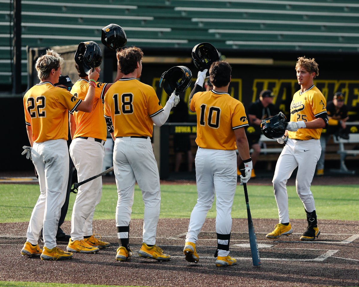 Iowa Baseball tweet media
