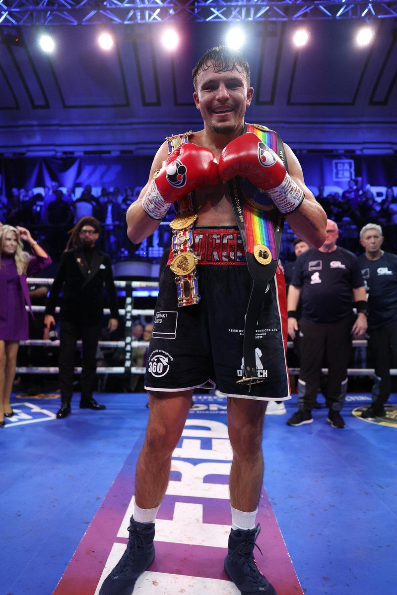 MatchroomBoxing's tweet photo. And The New ✨

#ConwayLiddard | @DAZNBoxing https://t.co/jHj2vddnrI
