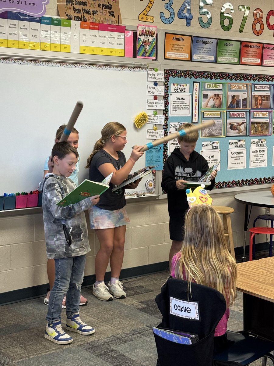 4B acted out a play during our reading class today! #lakeviewvikes <a href="/ShellCreekVikes/">LCS Shell Creek Elementary</a>