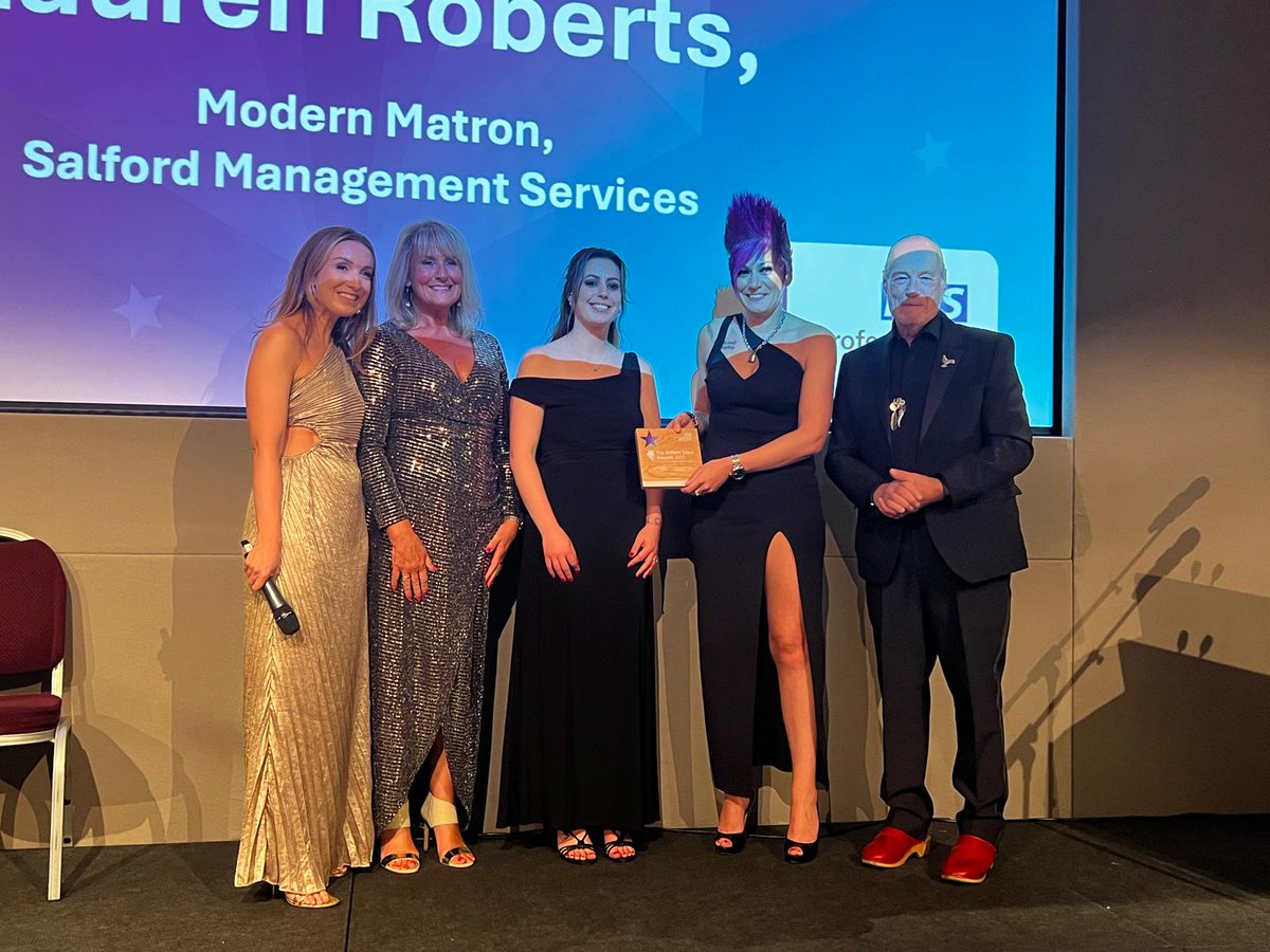 GMMH_NHS's tweet image. Big cheers for Lauren Roberts, Modern Matron from our Salford Management Services, who is the winner of the Outstanding Contribution to Equality, Diversity and Inclusion Award! ⭐
 
Sponsored by @NHSPbank.
 
#GMMHStarsAwards
