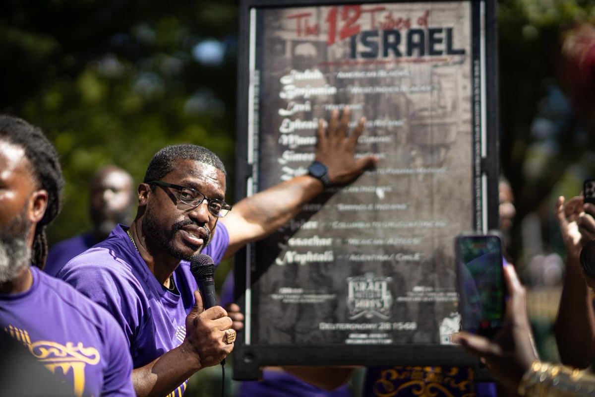 IUICOKC's tweet photo. Prophets went to 2819 Church and taught the gospel boldly and with power! ✊🏾🔥
The truth was brought out strong edifying souls and waking up our people.
#TruthInTheStreets #ProphetsAtWork #BoldAsALion #TeachingTheGospel #2819Church #IsraelRising #EdifyAndAwaken #PowerAndSpirit https://t.co/7VdQjhtEhw