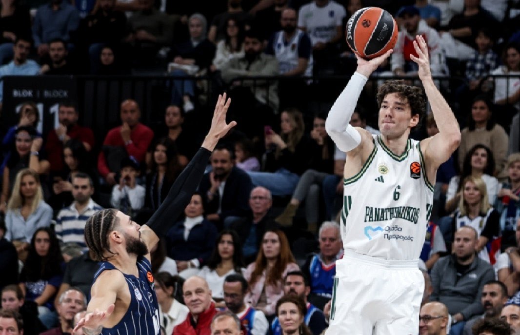 Απίστευτα πράγματα φιλαράκια μου, τελικά ο Χολμς δεν είναι σκουπίδι, η ομάδα δεν πρέπει να πάρει άλλα δυο 5αρια, ούτε είναι όλοι άσχετοι και "χαλαροί". Απλά η Ευρωλίγκα είναι μαραθώνιος και οι καταστροφολόγοι δεν ξέρετε τι σημαίνει υπομονή και "χτίζω".
#paobc #Panathinaikos