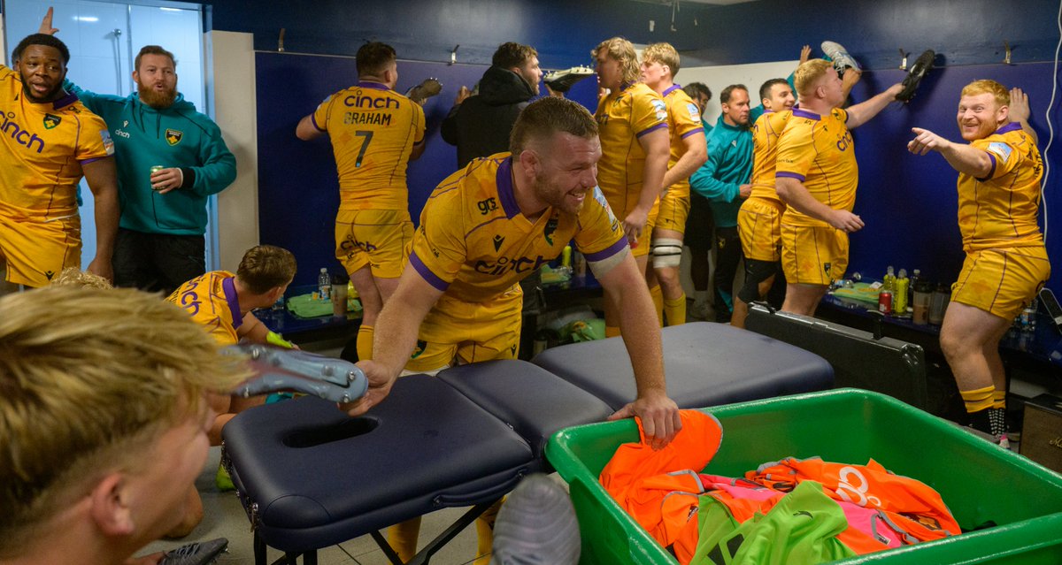 Claire Jones tweet media