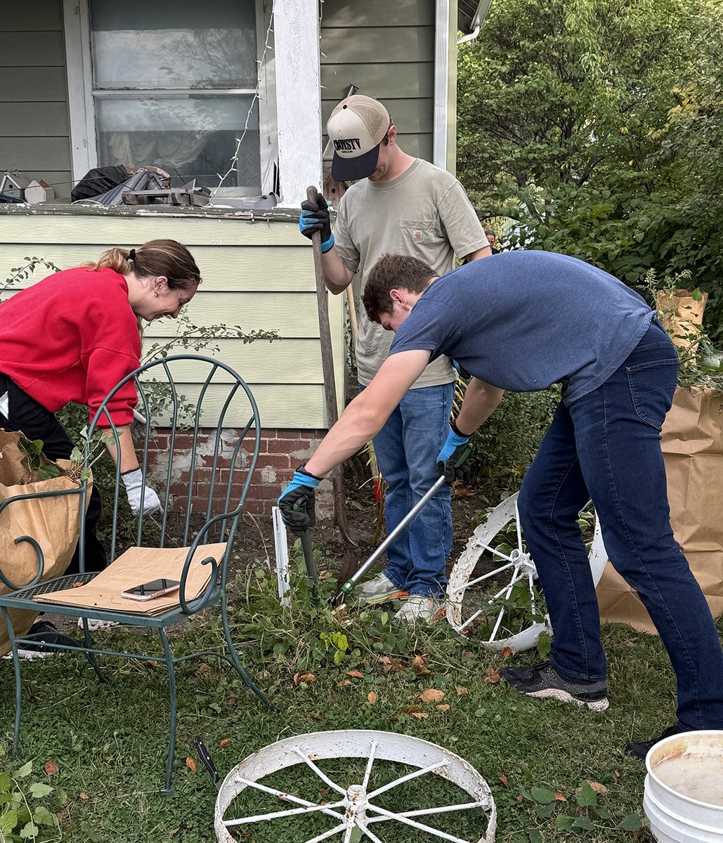 A little fall break service day hosted by RLC and Storm &amp; Service!