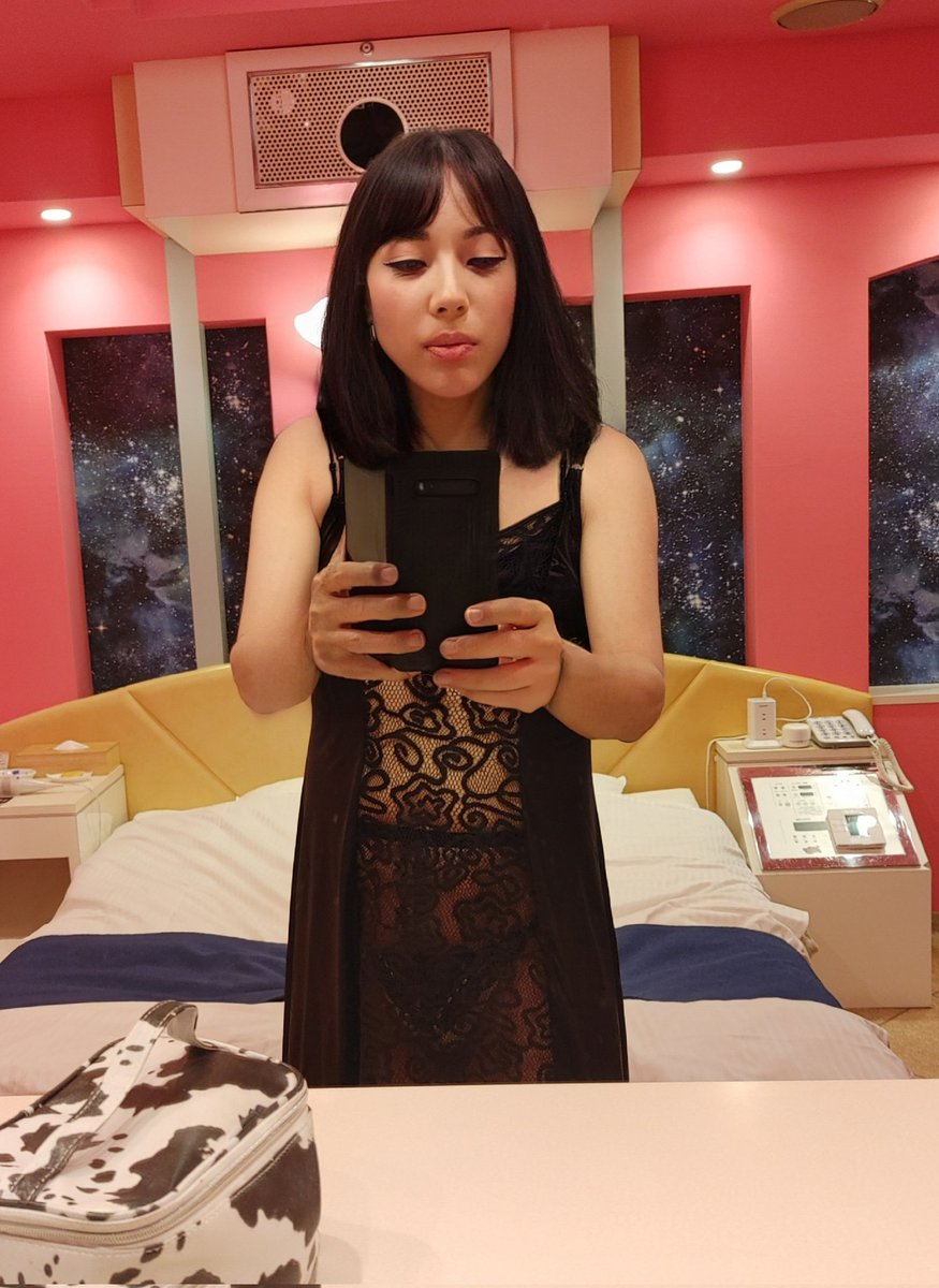 おはようございます🎵

今日は淀川花火大会の日です🎆
夕方から雨が降る予報見たいですが心配です(~_~)