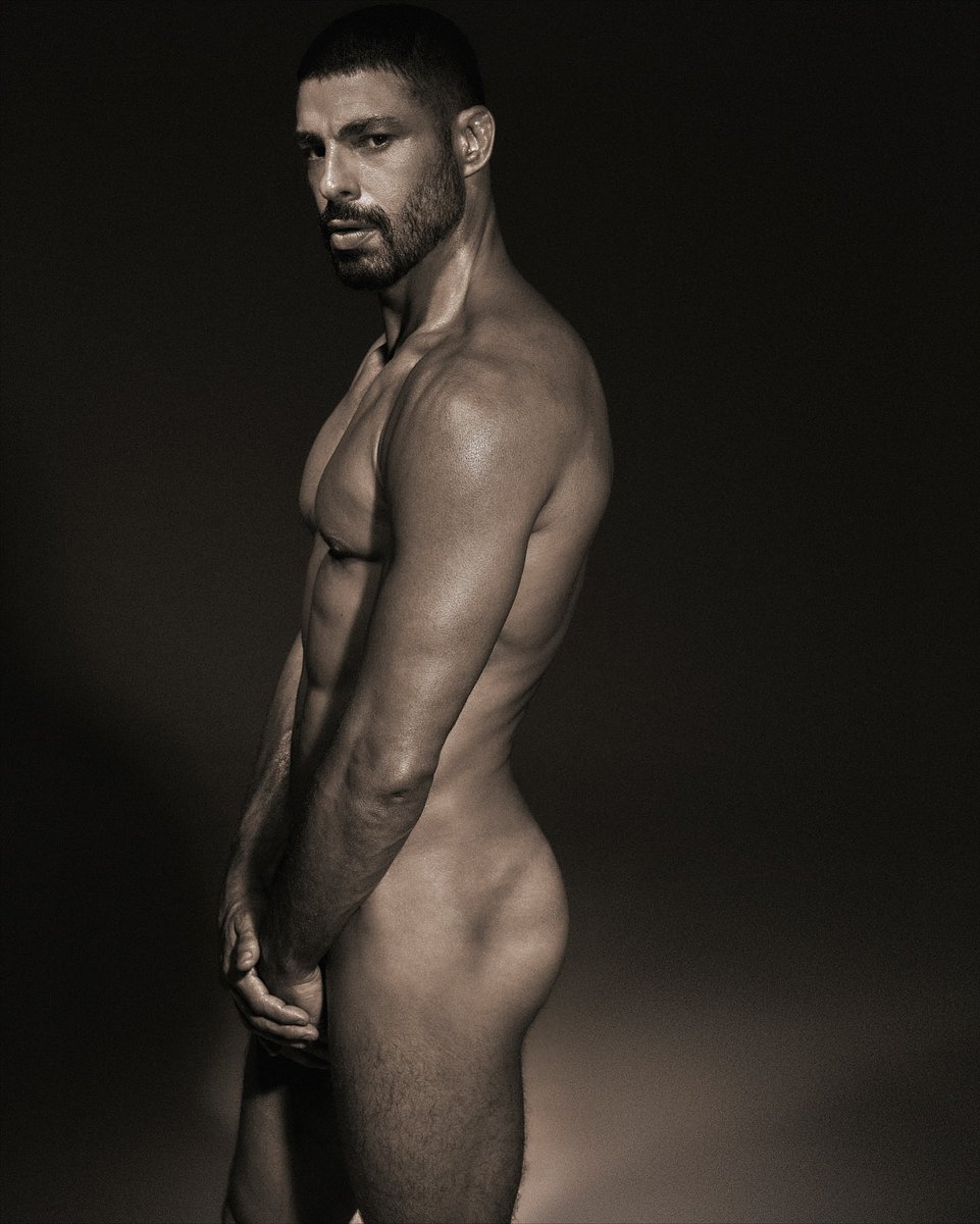 Era só uma suíte do Copacabana Palace e um copo d’água, meu bem! 

📸: lufreee