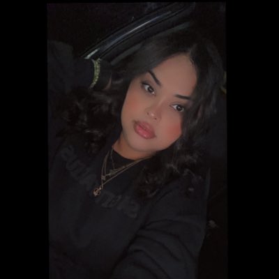 Ashley_Lynnette's tweet photo. #NewProfilePic https://t.co/0EEiZGGu2e
