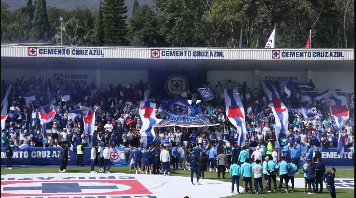 DiamondRuelas's tweet photo. Enamorado de estos colores. 🔵⚪🔴 https://t.co/fiLc1InNWL